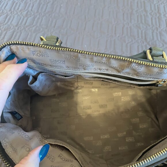 MICHAEL KORS  large SAGE green SATCHEL FREE shipping - Picture 12 of 12